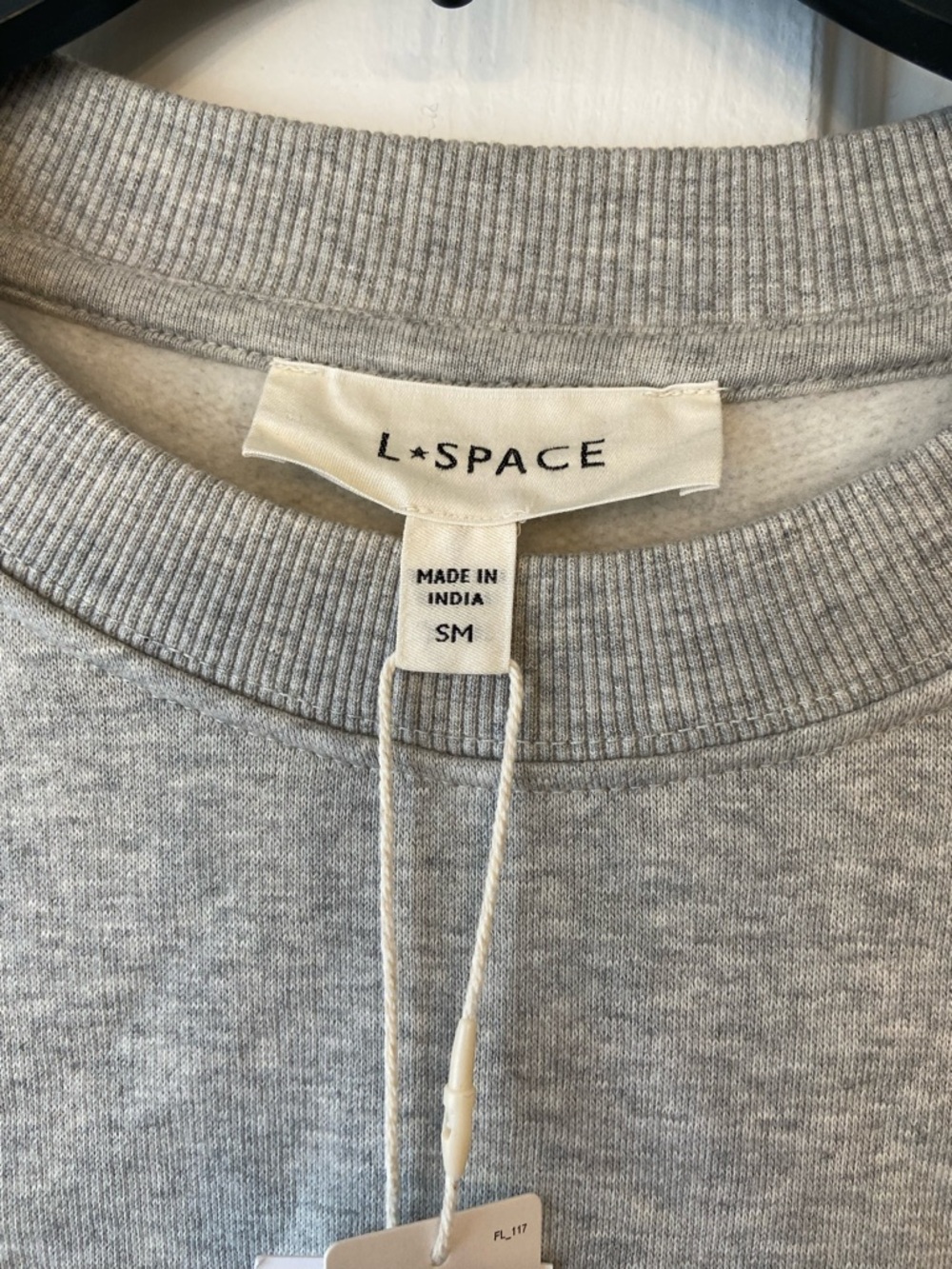 NWT L*Space Anthropologie Legend 98 Oversized Sweatshirt Sz Small - Picture 7 of 13